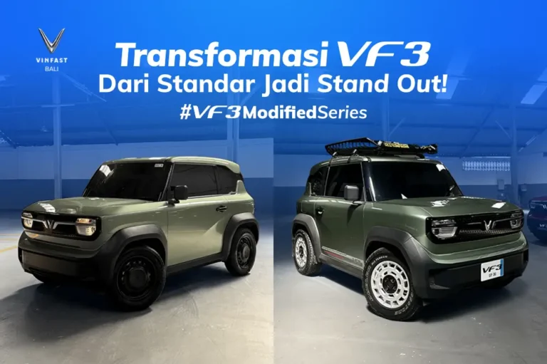 Perbandingan bersanding mobil listrik VinFast VF 3 versi standar (kiri) dan versi yang sudah dimodifikasi bergaya rally look dengan velg putih dan roof rack (kanan) di Bali.