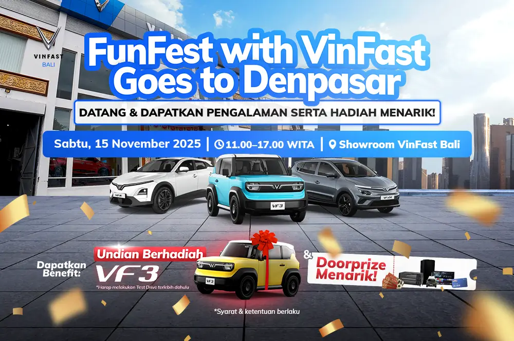 Suasana test drive mobil listrik VinFast VF 6 di showroom VinFast Bali Gatot Subroto Barat dalam acara FunFest.